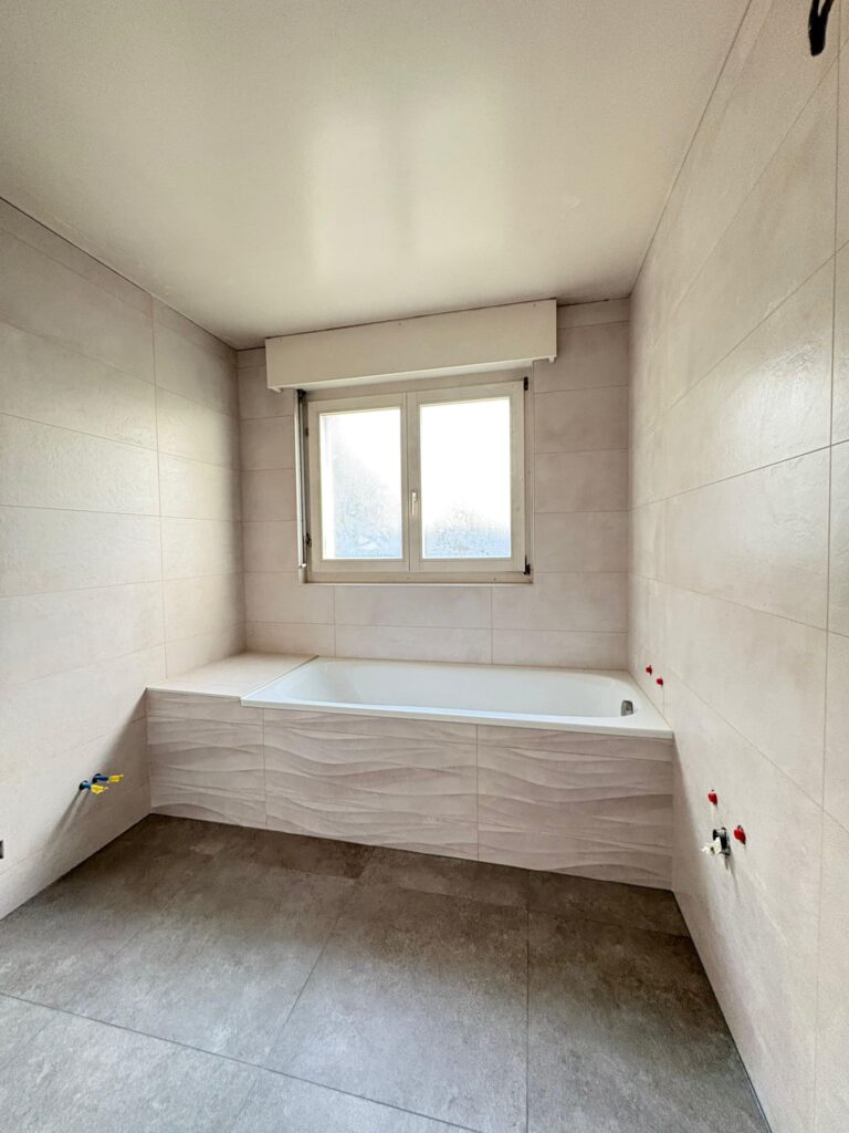 WhatsApp Image 2025-12-06 at 20.05.57 (1)